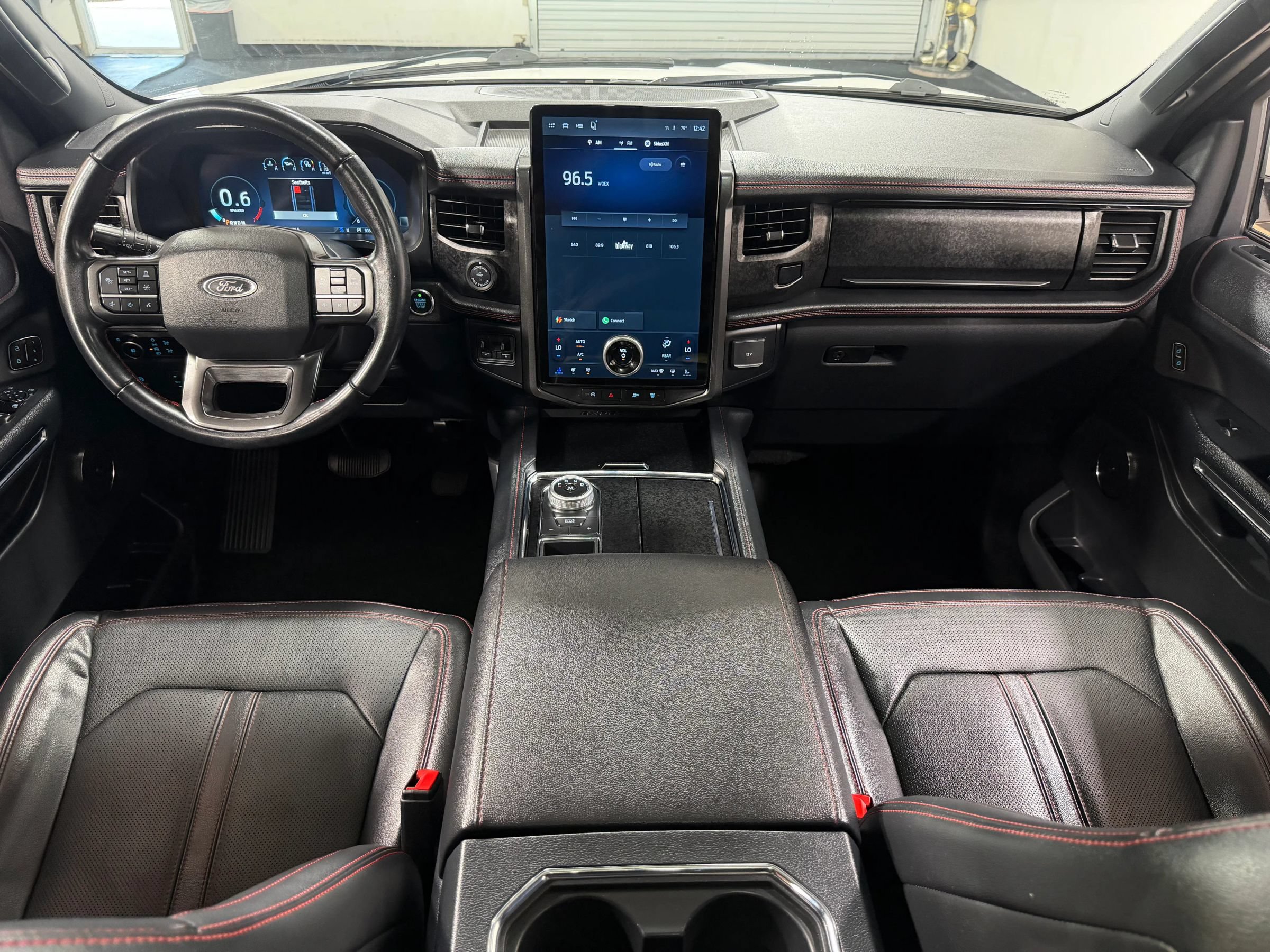 Used 2023 Ford Expedition Limited RWD image 23