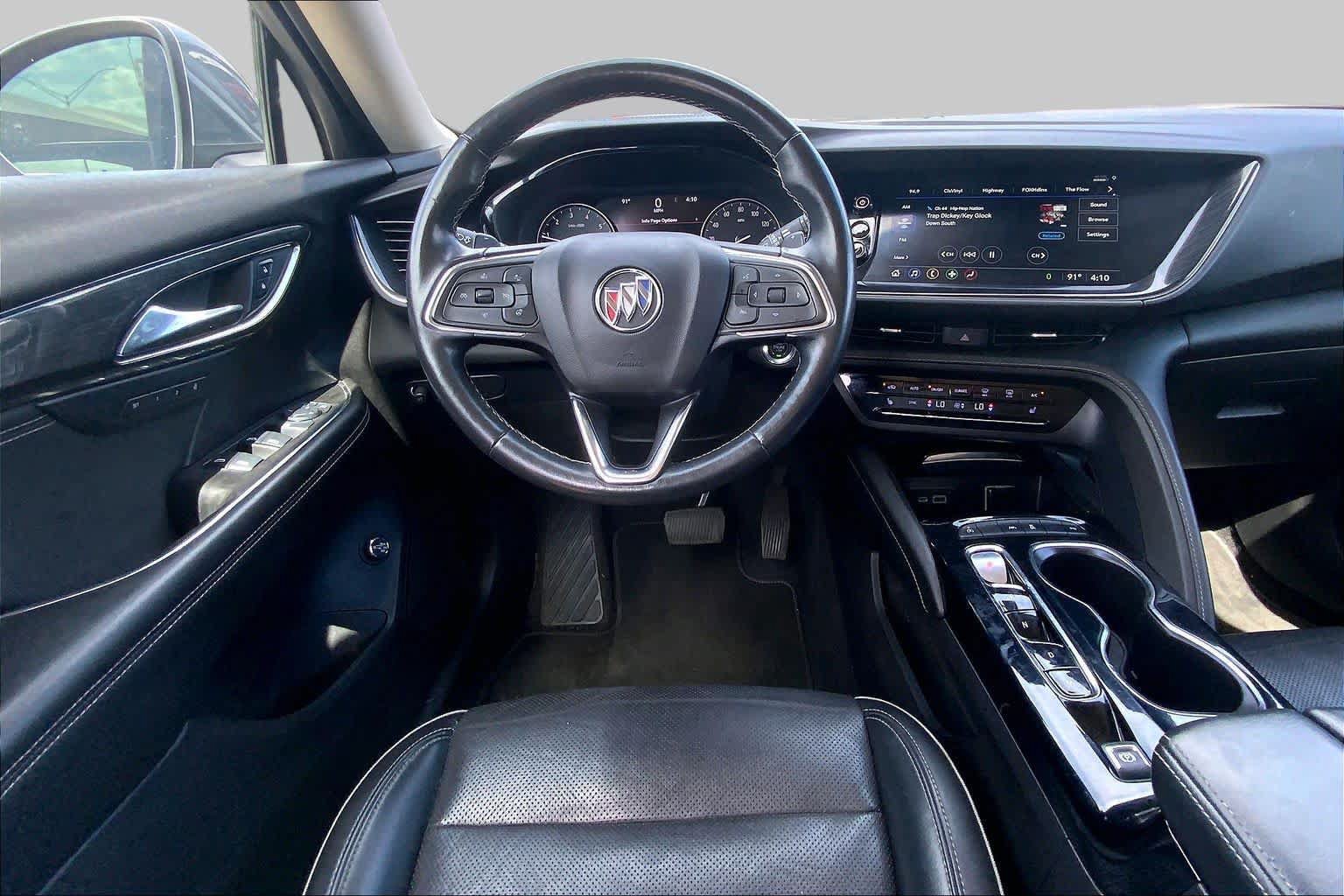 Certified 2022 Buick Envision Essence w/ Safety Package FWD image 5