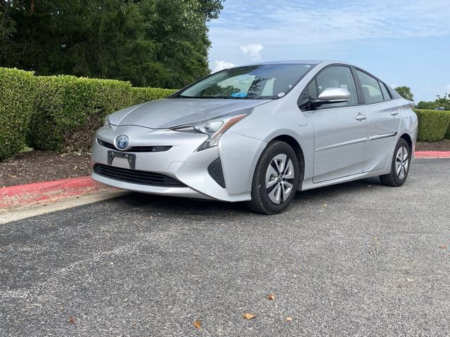 Used 2018 Toyota Prius Four w/ Advanced Technology Package FWD image 9