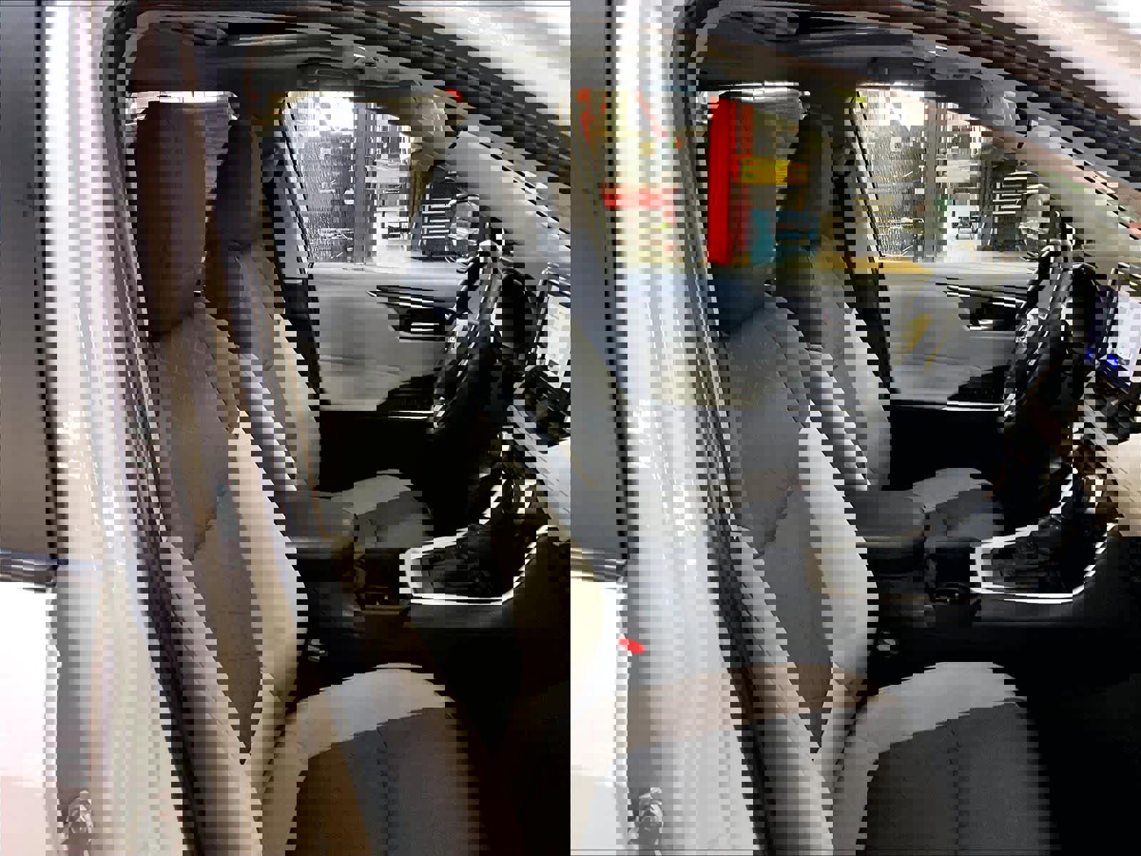 Used 2023 Toyota RAV4 XLE w/ Convenience Package image 11