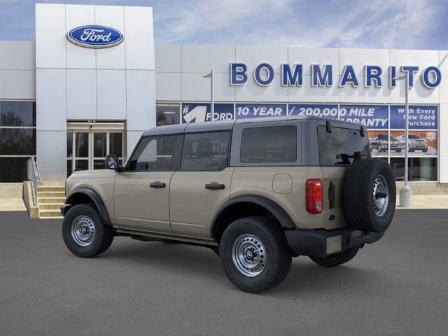 New 2025 Ford Bronco 4-Door image 4
