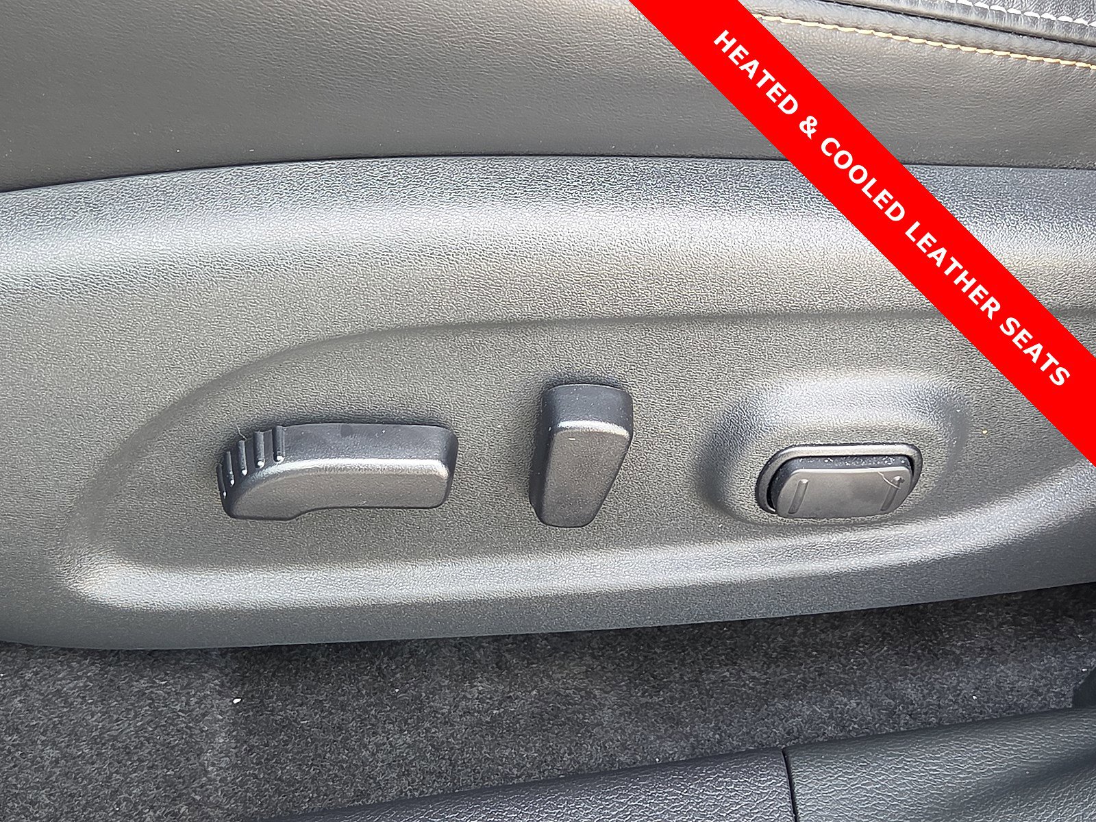 Used 2024 Nissan Murano Platinum w/ Cargo Package image 14