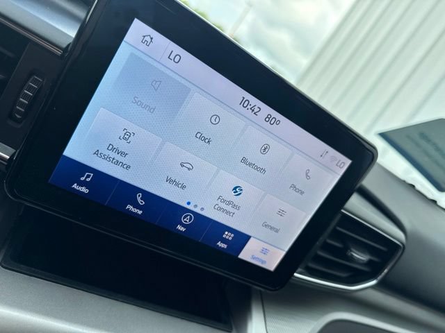Certified 2022 Ford Explorer XLT w/ Equipment Group 202A RWD image 37