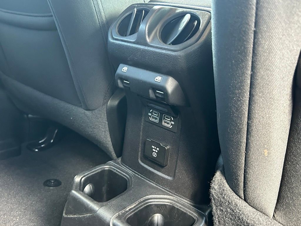 Used 2021 Jeep Wrangler Unlimited Sahara image 35