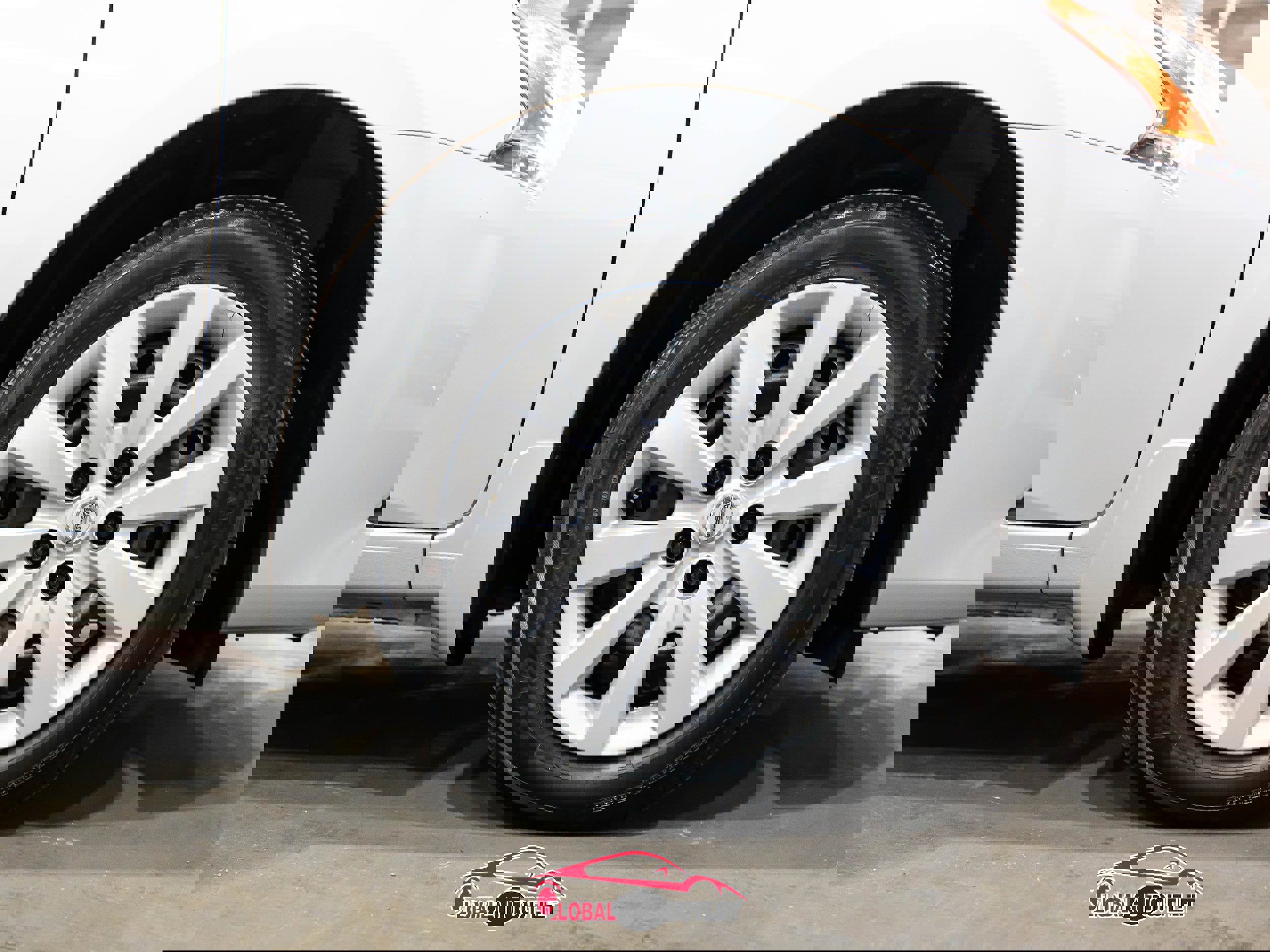 Used 2014 Nissan Sentra SV w/ SV Driver Package image 10