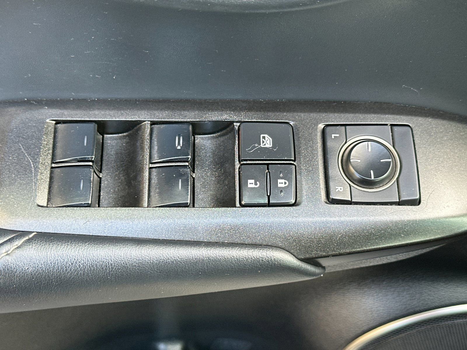 Used 2017 Lexus NX 200t FWD w/ Premium Package image 12