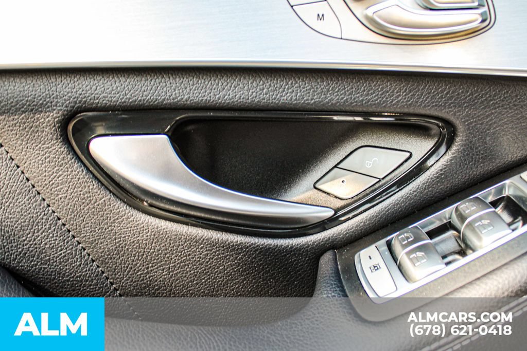 Used 2021 Mercedes-Benz GLC 300 4MATIC Coupe image 38