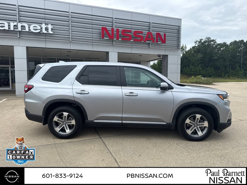 Used 2025 Honda Pilot EX-L image 4