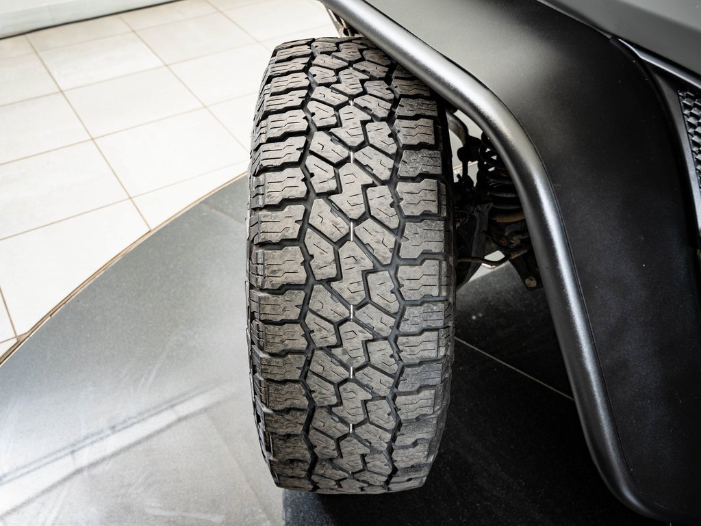 Used 2021 Jeep Wrangler Sport S image 38