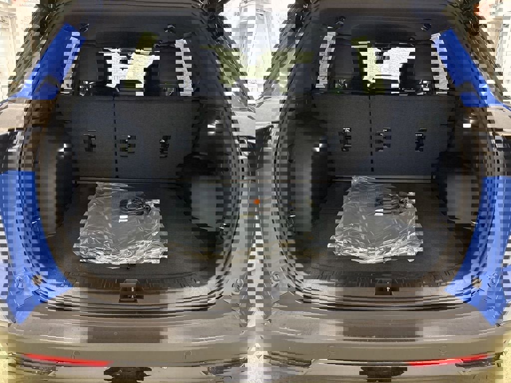 New 2026 Chevrolet Equinox RS w/ Convenience Package III AWD/4WD image 31