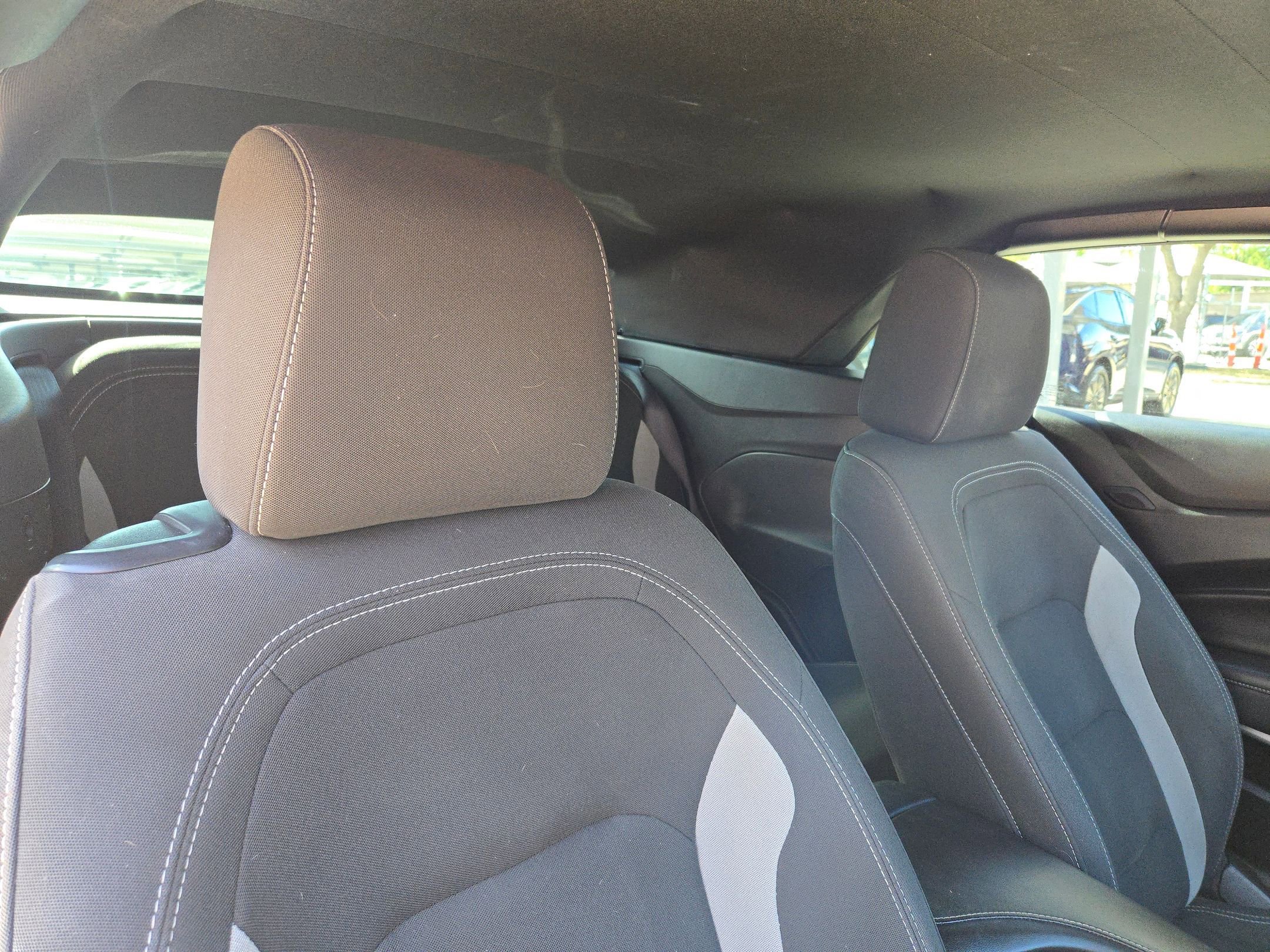 Used 2020 Chevrolet Camaro LT image 27