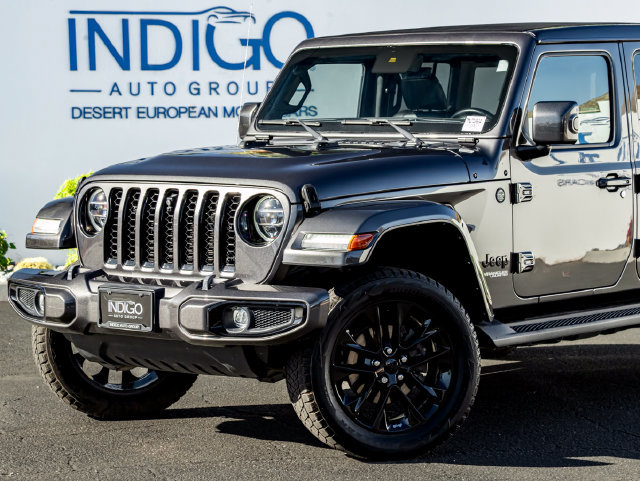 Used 2021 Jeep Wrangler Unlimited Sahara AWD/4WD image 2