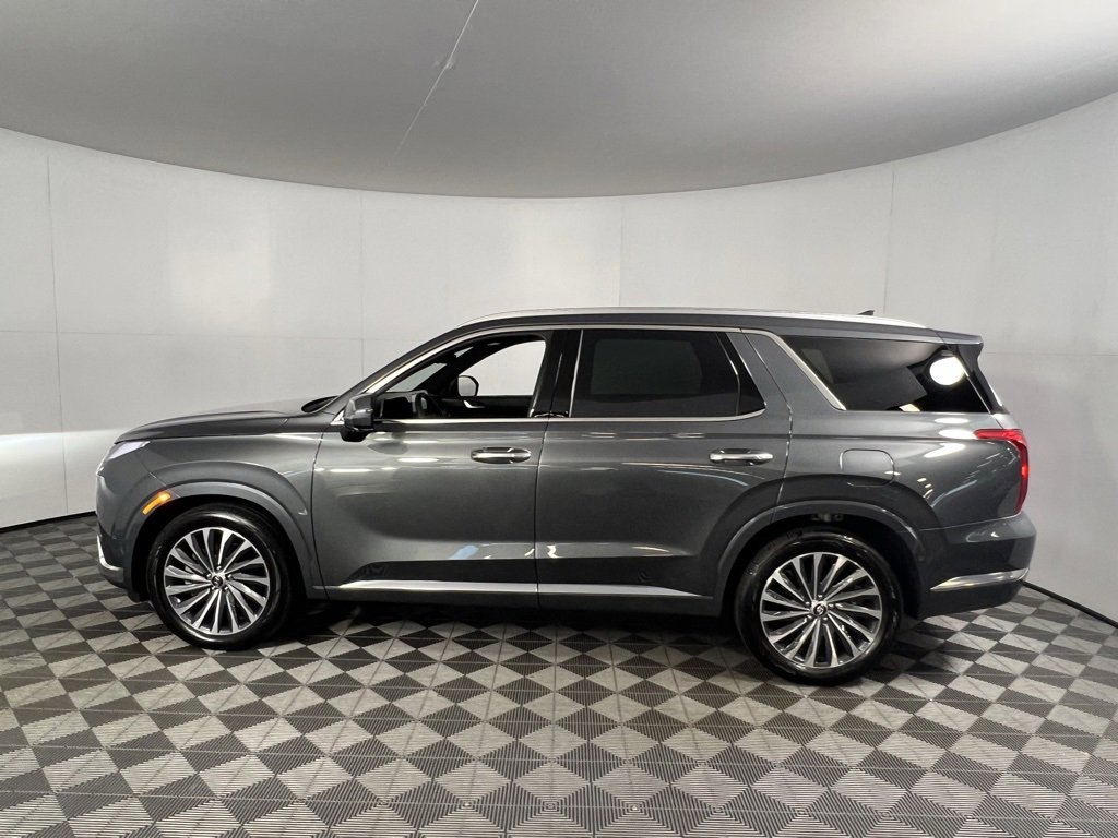 Used 2025 Hyundai Palisade Calligraphy image 9
