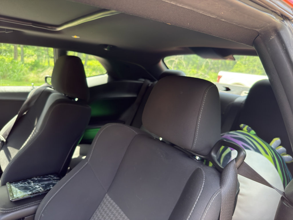 Used 2019 Dodge Challenger GT w/ Driver Convenience Group RWD image 9