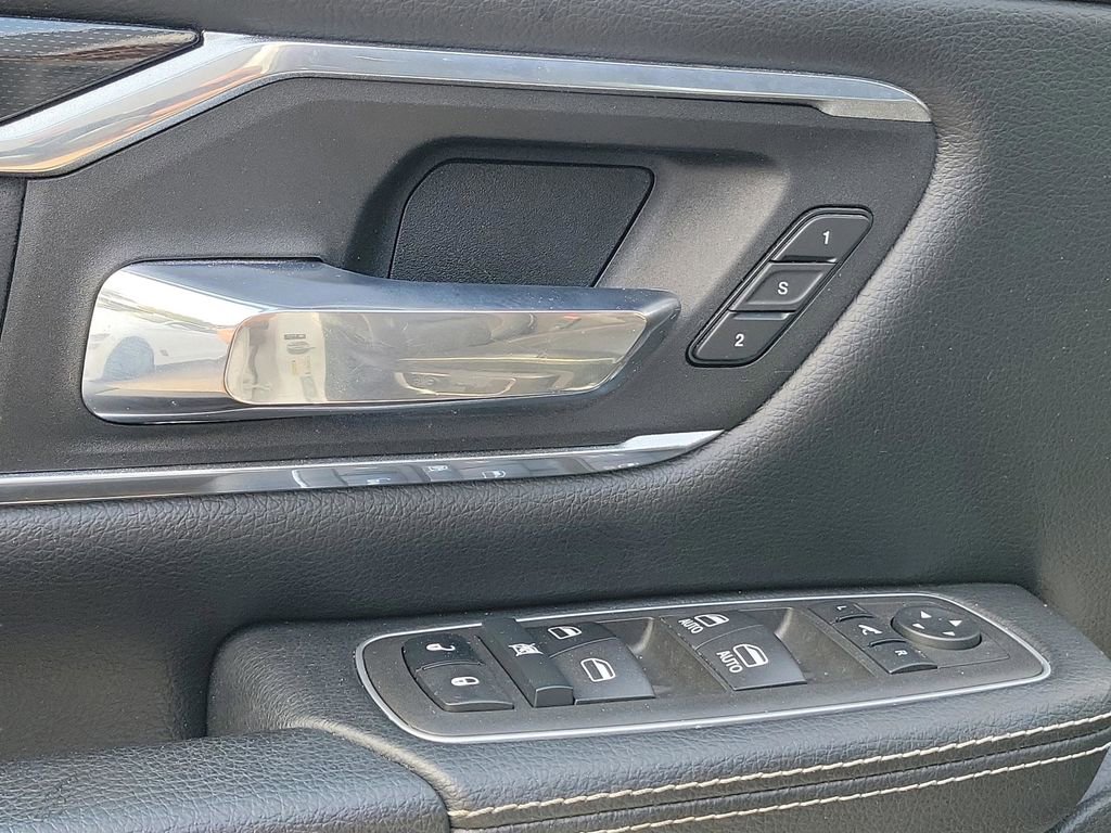 Used 2022 RAM 1500 Laramie w/ Sport Appearance Package image 25