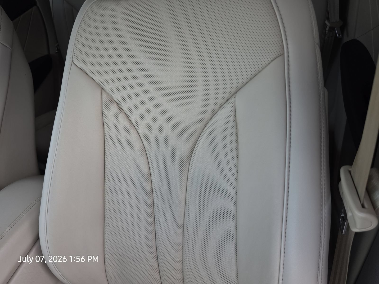 Used 2019 Lincoln MKC Reserve w/ MKC Technology Package FWD image 14