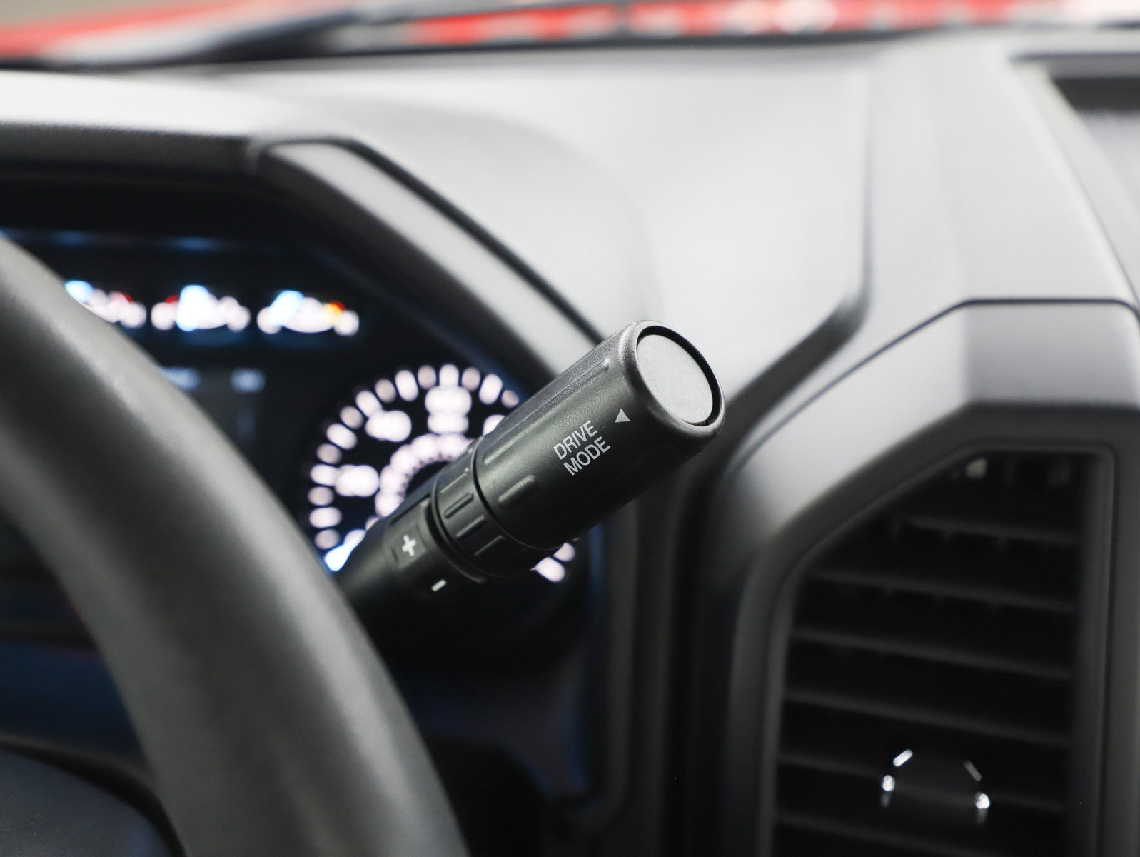 Used 2018 Ford F150 XL w/ Equipment Group 101A Mid image 18