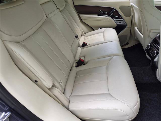 Certified 2024 Land Rover Range Rover SE AWD/4WD image 21
