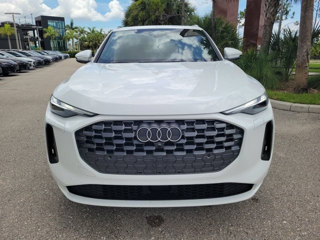 Used 2025 Audi Q5 Premium w/ Convenience Package AWD/4WD image 3