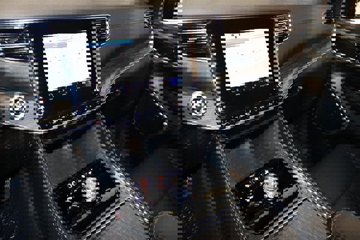 Used 2024 Jeep Wagoneer L Series II w/ Flexible Seating Group image 51