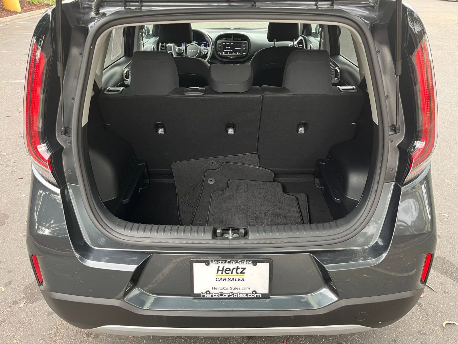 Used 2025 Kia Soul LX w/ LX Technology Package image 29