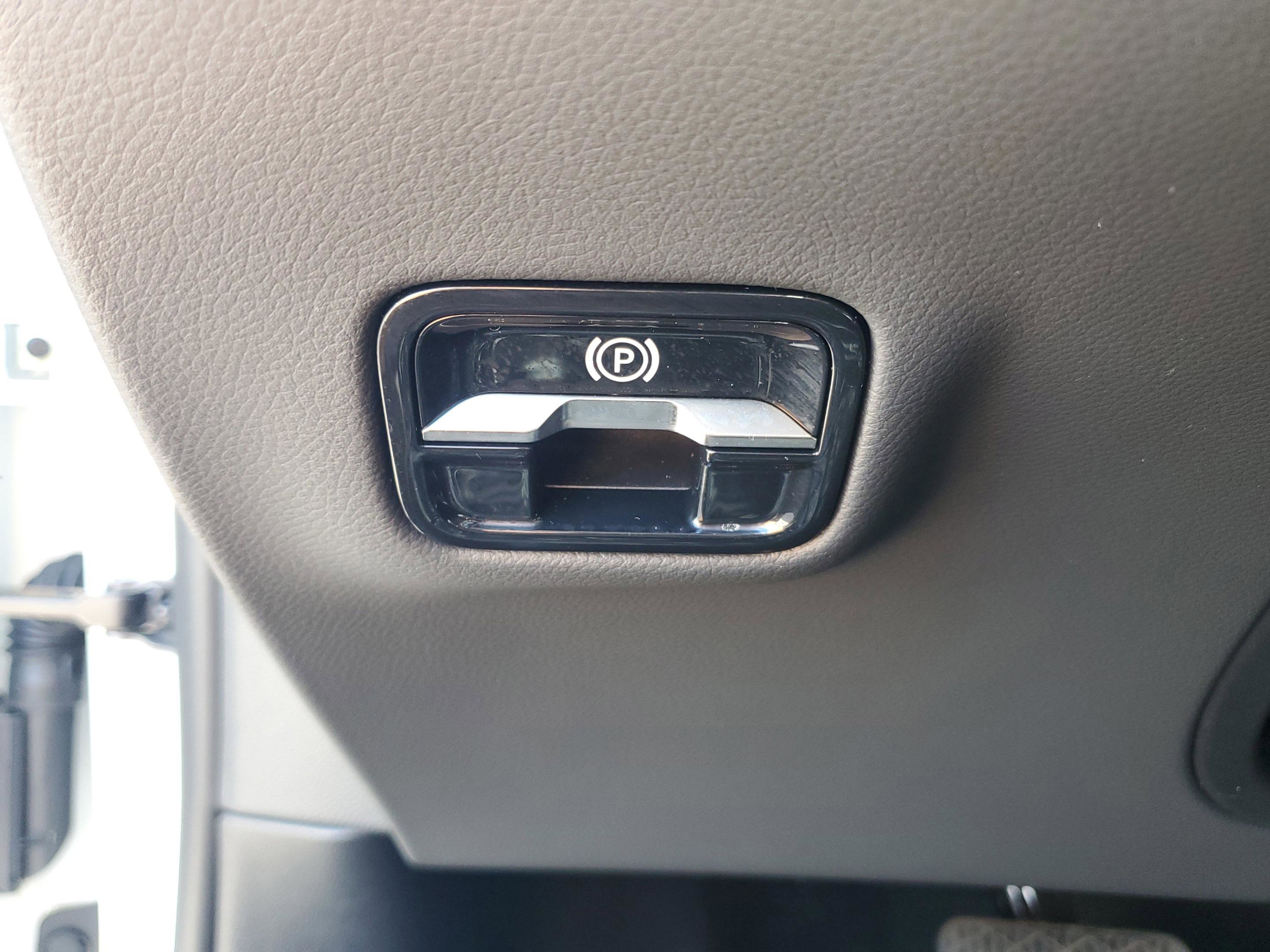 Certified 2025 Mercedes-Benz E 350 Sedan image 33