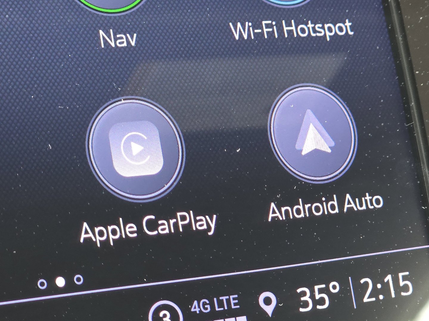 Certified 2022 Chevrolet Equinox RS w/ Infotainment Package image 6