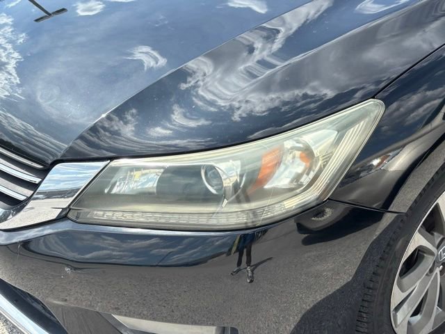 Used 2015 Honda Accord Sport image 6
