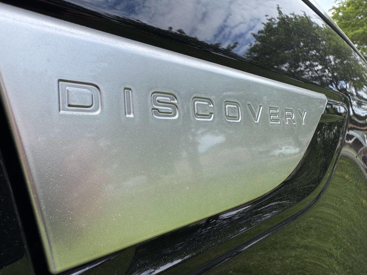 Used 2017 Land Rover Discovery HSE AWD/4WD image 11