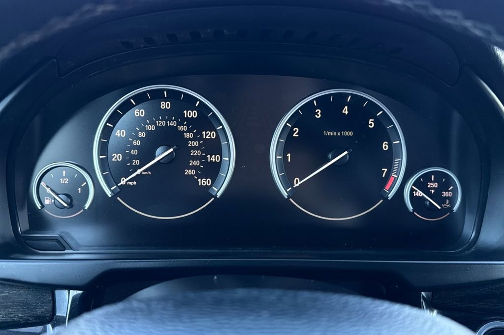 Used 2016 BMW X5 xDrive40e image 30