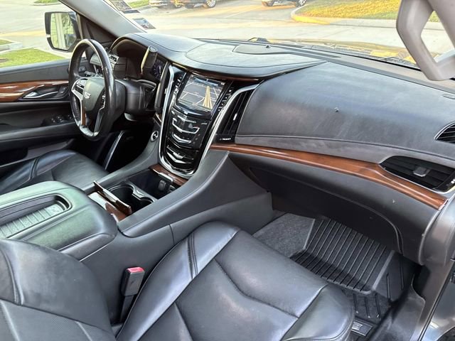 Used 2019 Cadillac Escalade ESV Premium Luxury w/ LPO, Radiant Package image 13