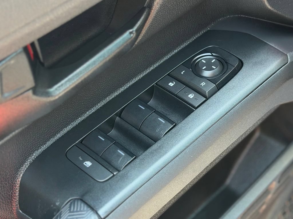 Used 2024 Toyota Tacoma SR5 AWD/4WD image 21