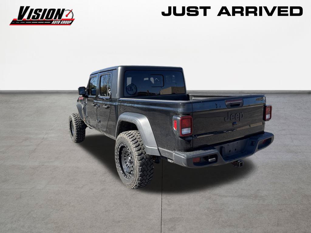 Used 2020 Jeep Gladiator Sport w/ Quick Order Package 24S AWD/4WD image 9