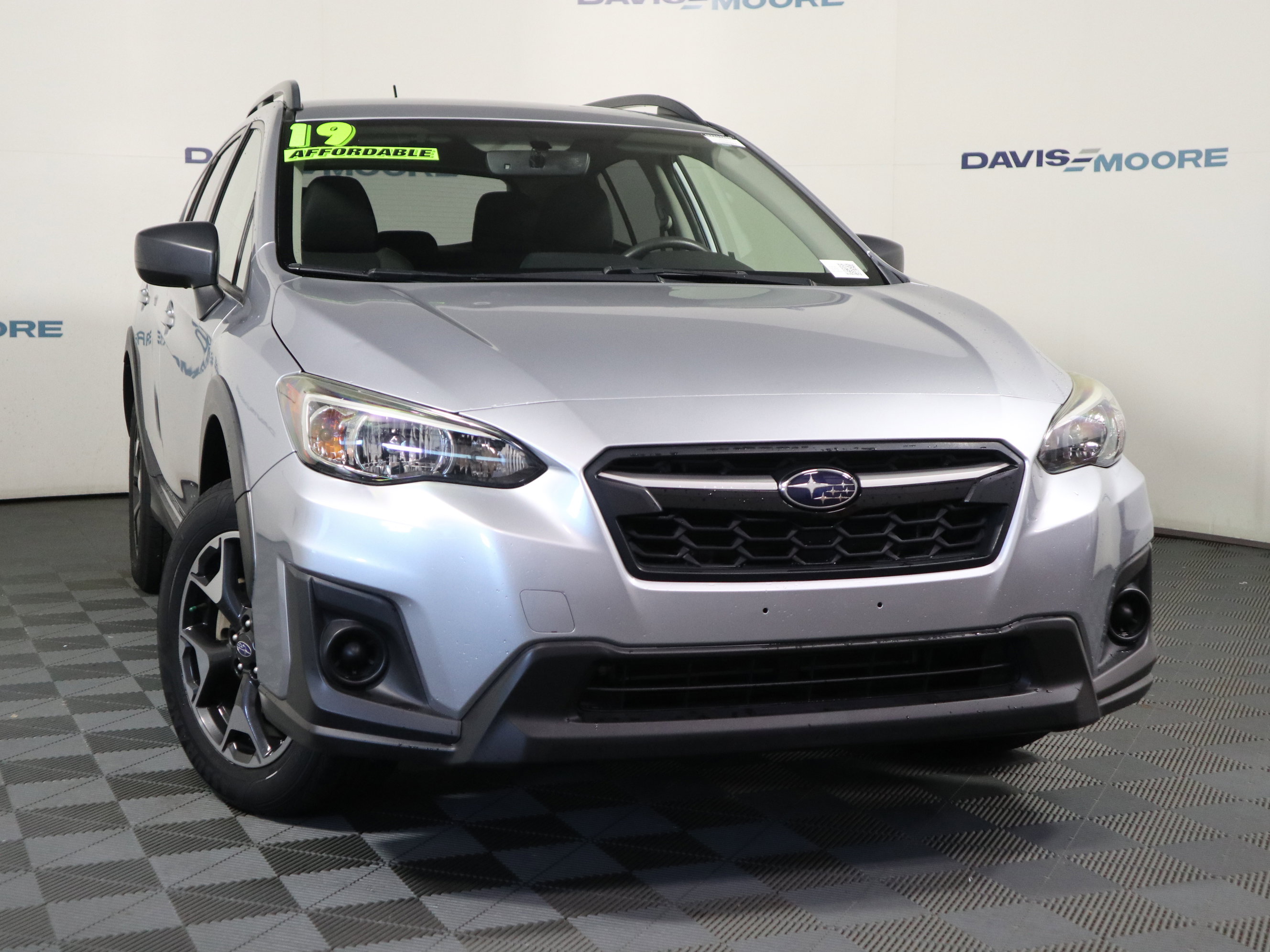 Used 2019 Subaru Crosstrek 2.0i image 2