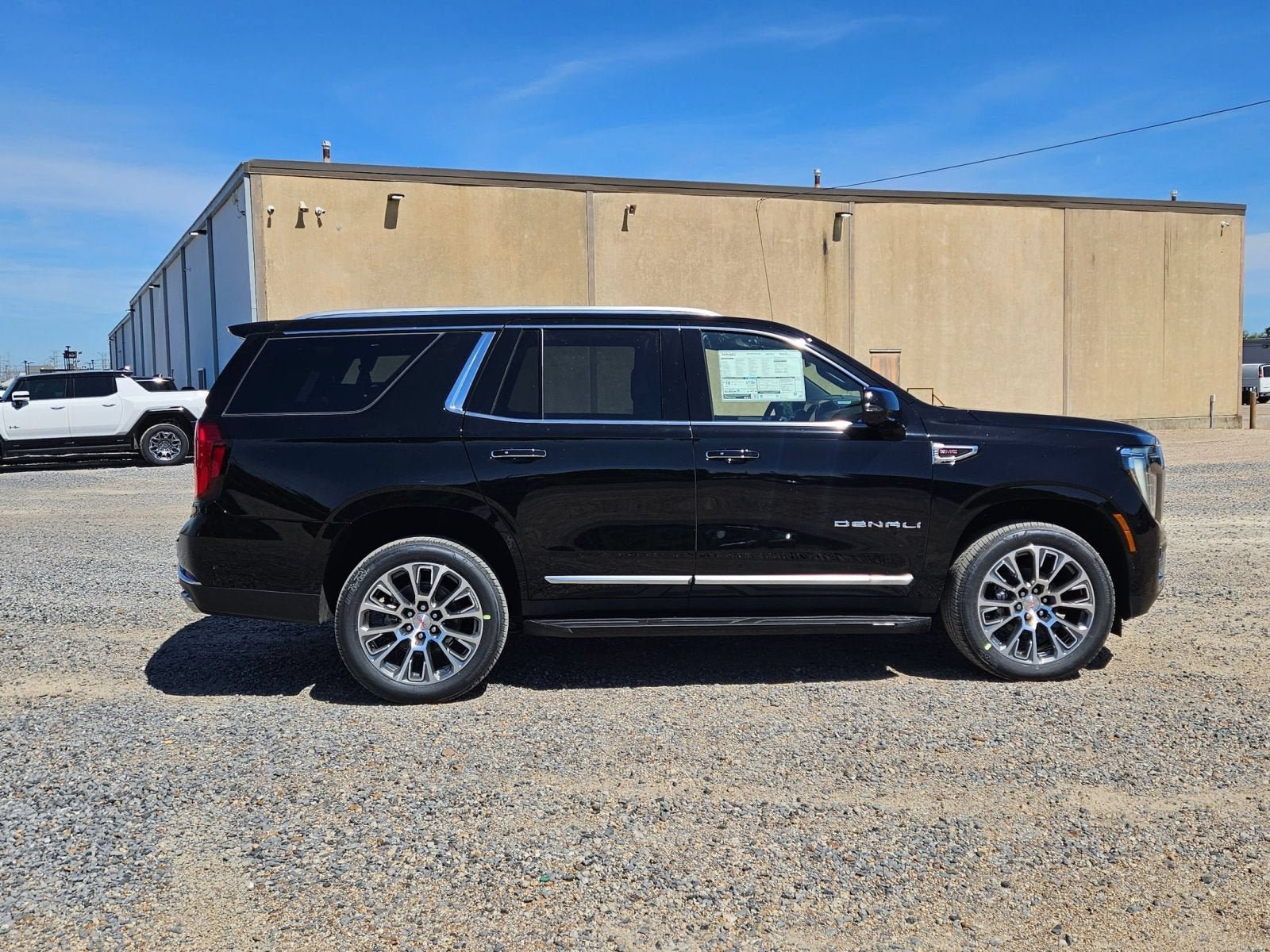 New 2026 GMC Yukon Denali AWD/4WD image 7