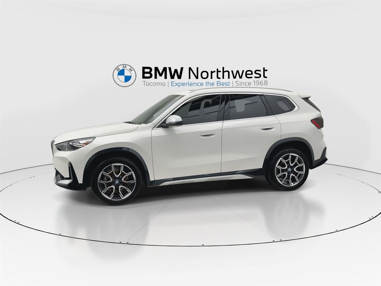 Used 2023 BMW X1 xDrive28i w/ Convenience Package AWD/4WD image 10
