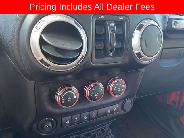 Used 2016 Jeep Wrangler Unlimited Rubicon AWD/4WD image 34