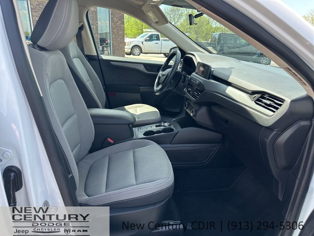 Used 2020 Ford Escape S AWD/4WD image 13