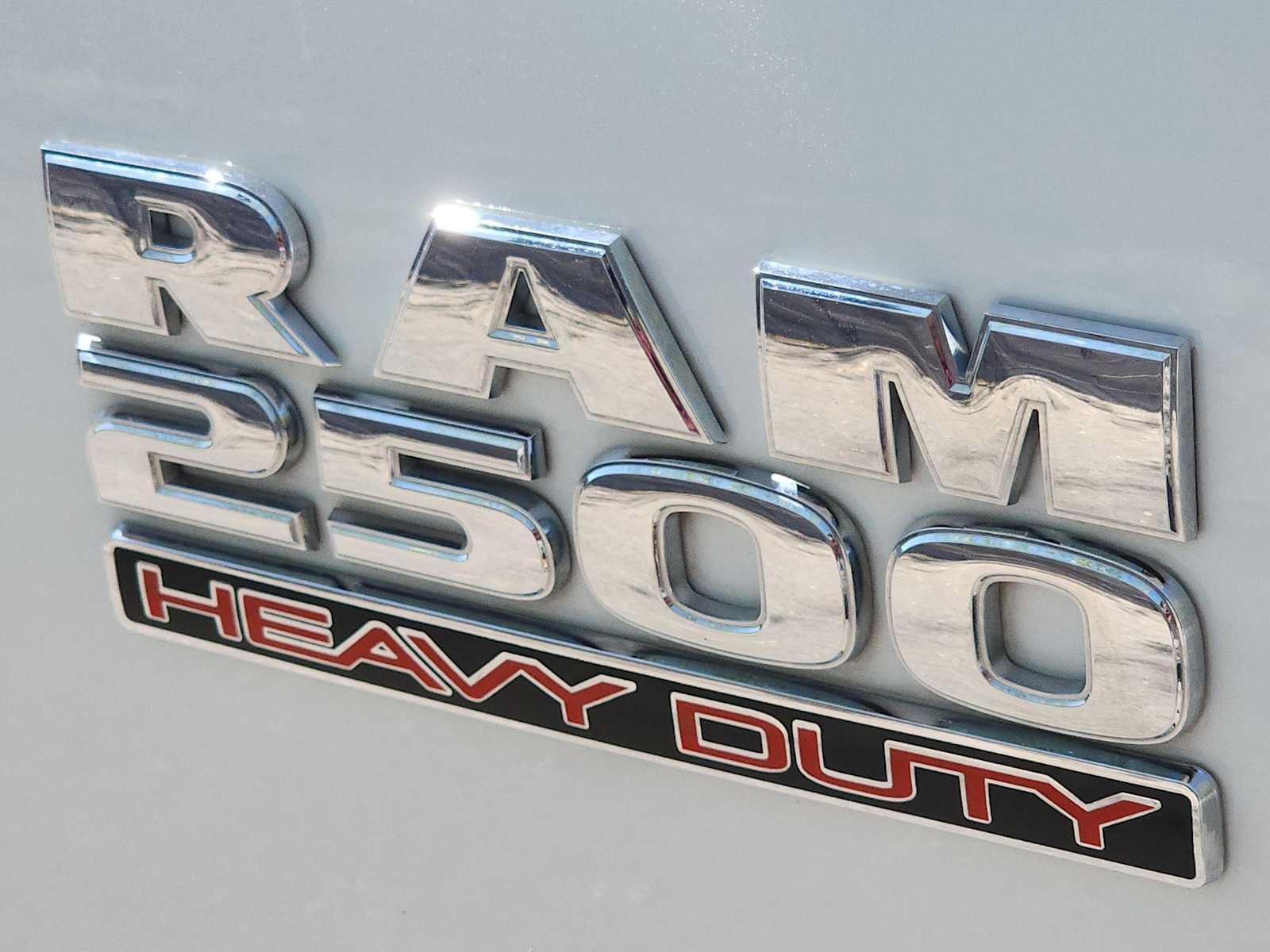 Used 2016 RAM 2500 SLT AWD/4WD image 11