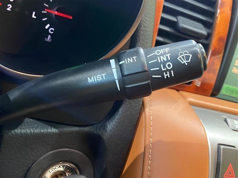 Used 2005 Lexus SC 430 Convertible image 21