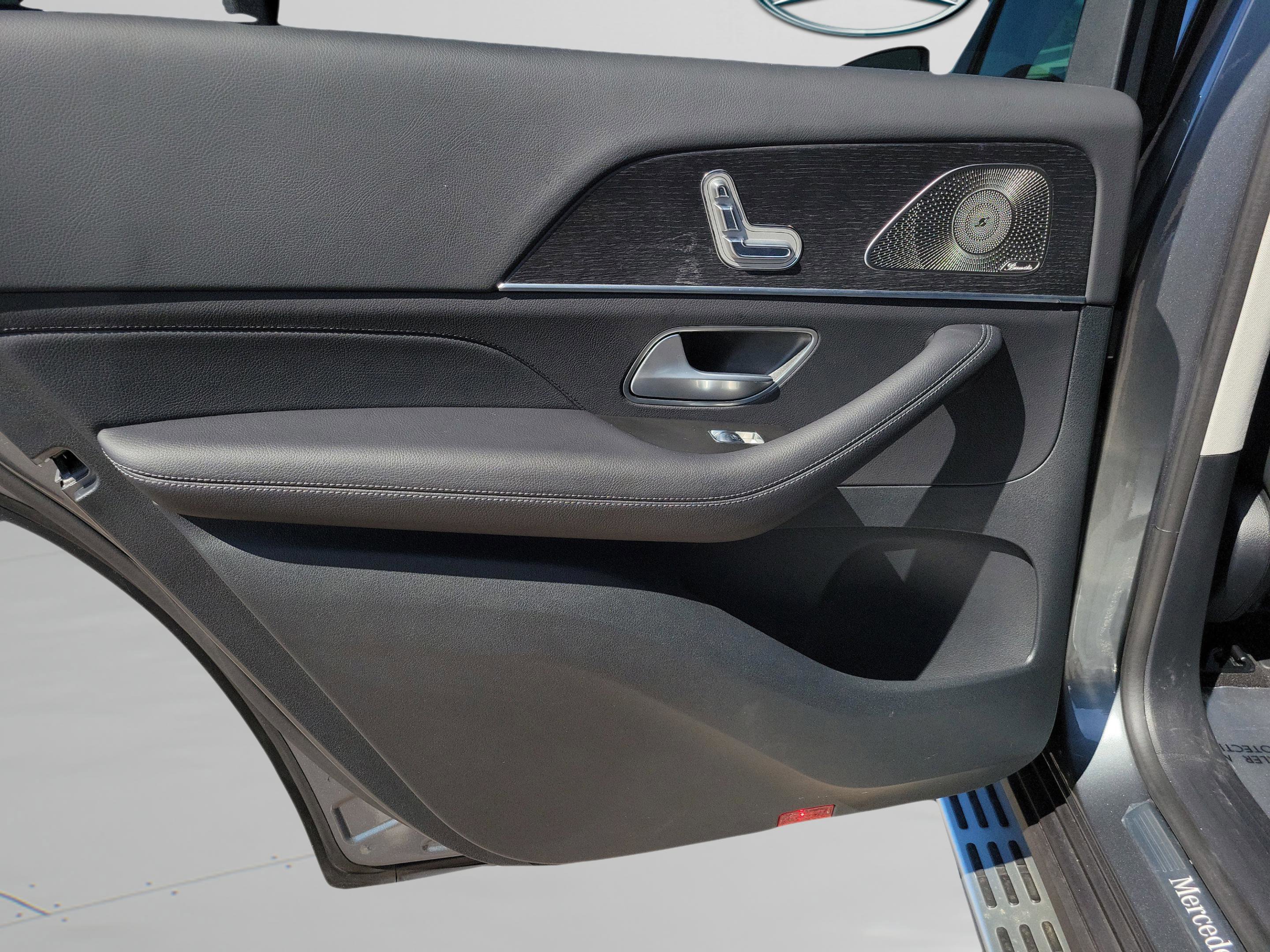 Certified 2026 Mercedes-Benz GLS 450 4MATIC image 10