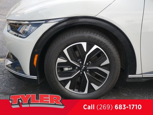 Used 2022 Kia EV6 Wind w/ Wind Technology Package AWD/4WD image 47