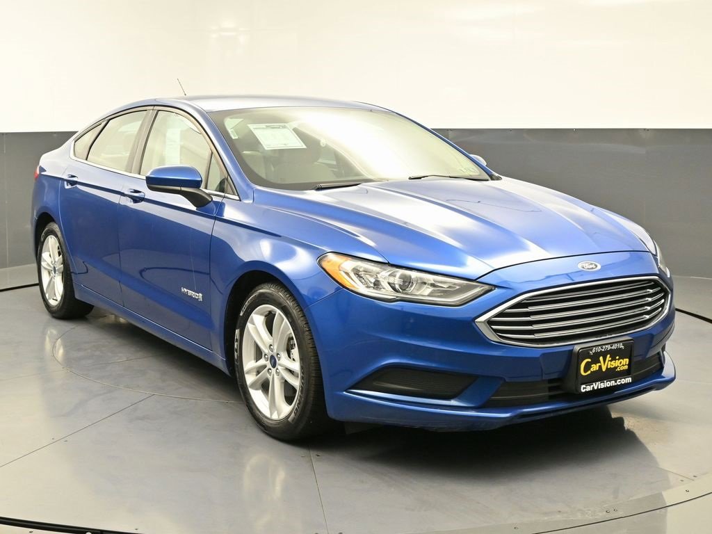 Used 2018 Ford Fusion S image 3