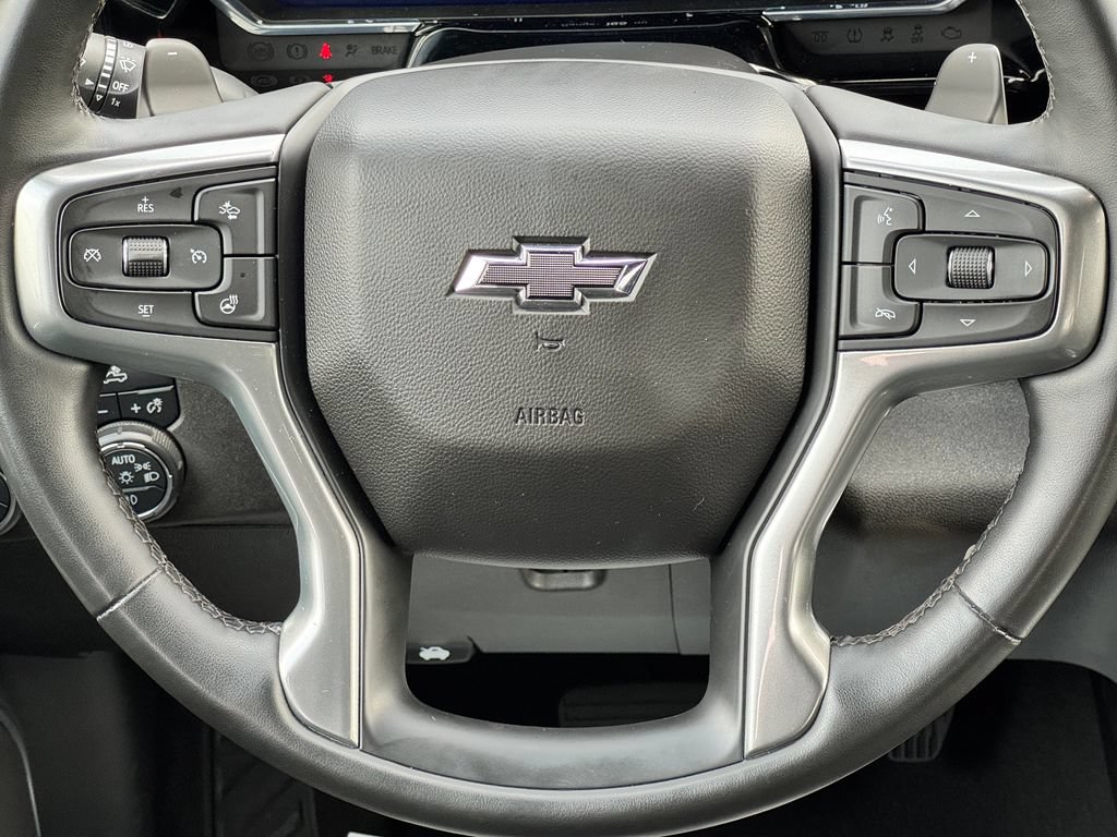 Used 2023 Chevrolet Silverado 1500 RST AWD/4WD image 19