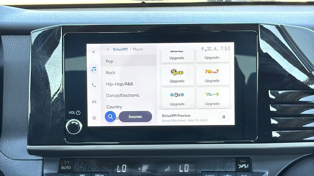 Used 2025 Toyota Camry LE image 23