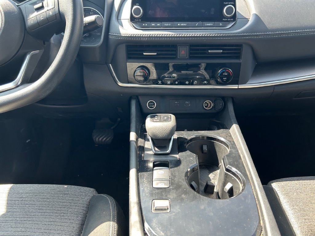 Used 2023 Nissan Rogue SV FWD image 22
