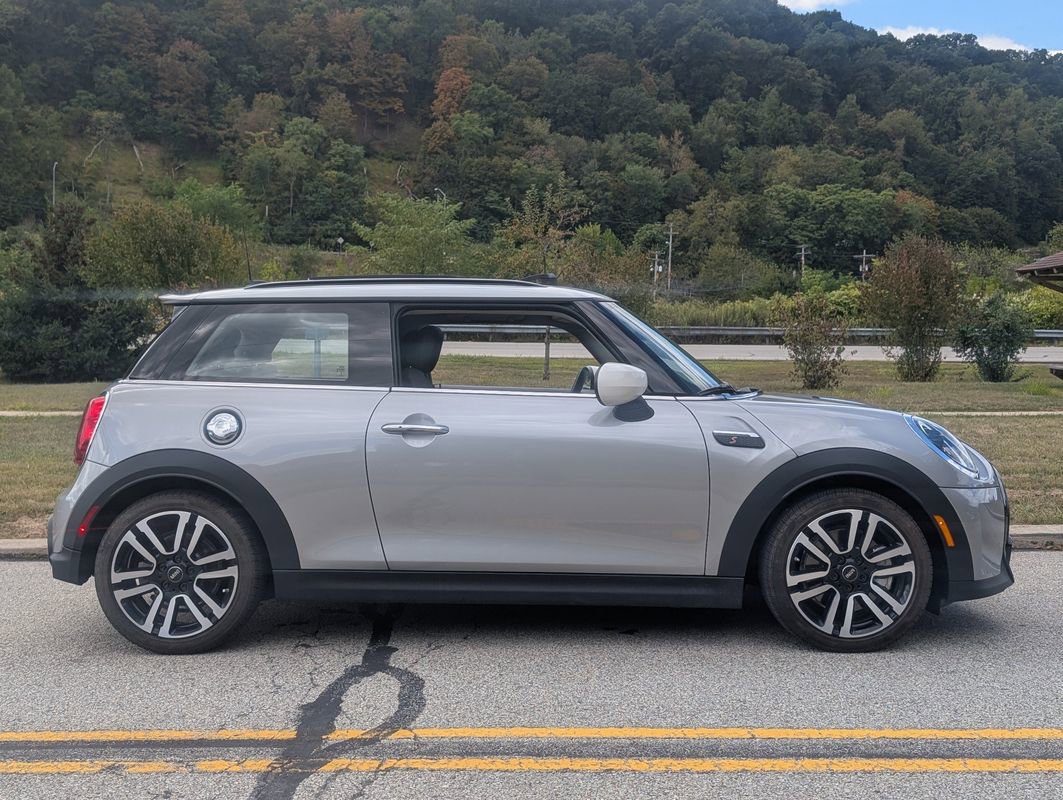 Used 2024 MINI Cooper S image 4