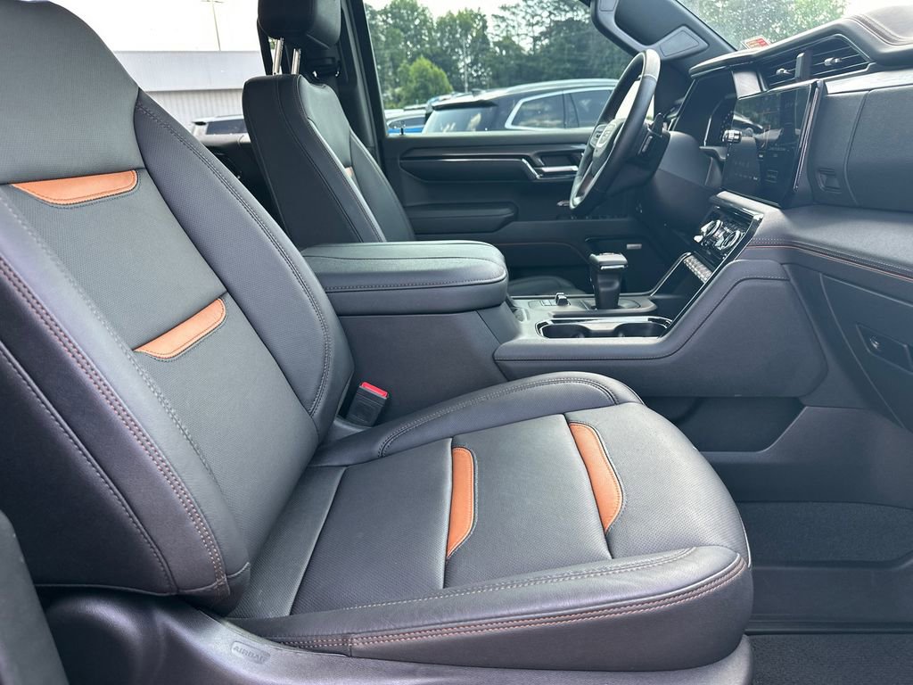 Used 2024 GMC Sierra 1500 AT4 w/ AT4 Premium Package AWD/4WD image 14