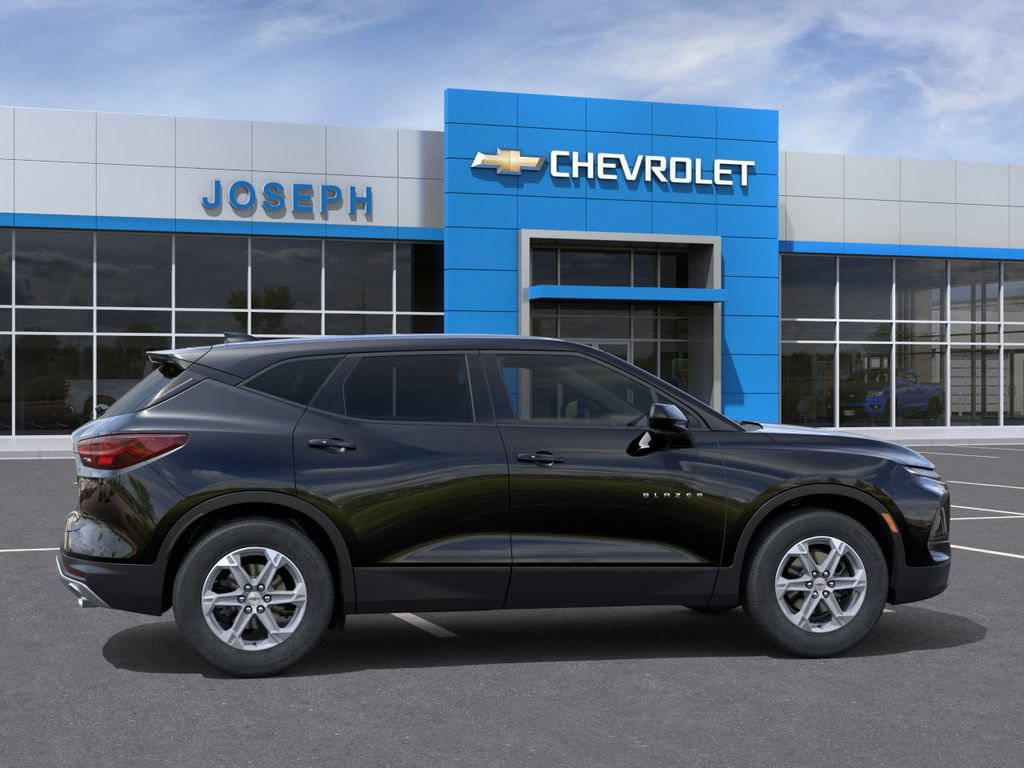 New 2026 Chevrolet Blazer LT FWD image 6