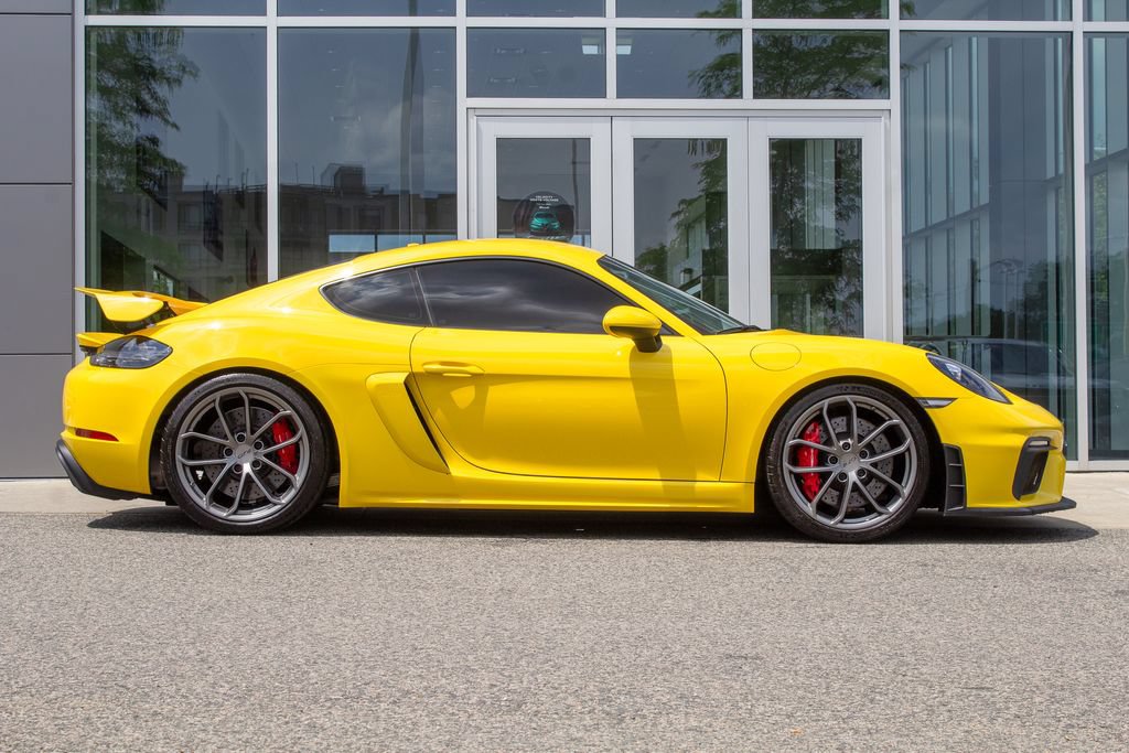 Used 2020 Porsche 718 Cayman GT4 RWD image 4